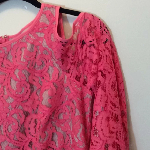 Saks Black Label Peach Lace Cold Shoulder Dress - Picture 4 of 9